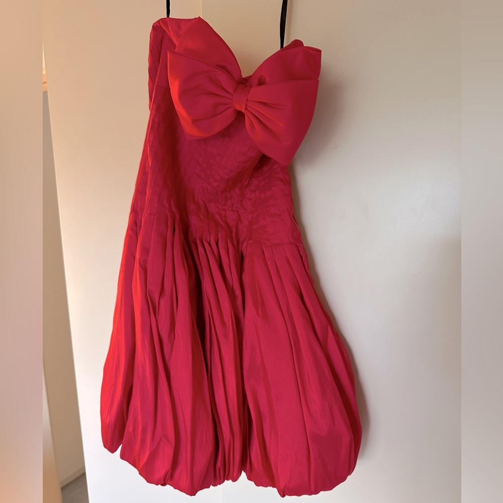 Evening/Prom dress size 4 in Red w/bow detail